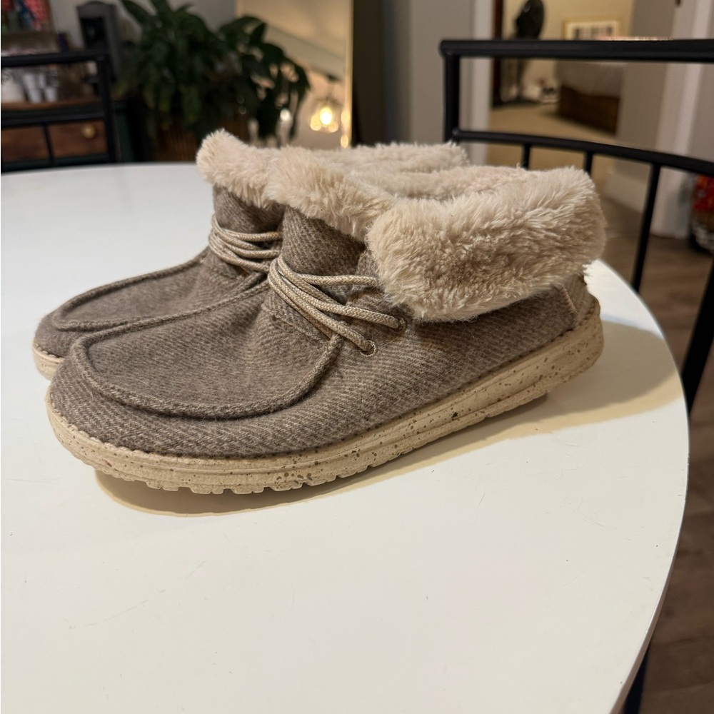 Fur lined Hey Dudes
